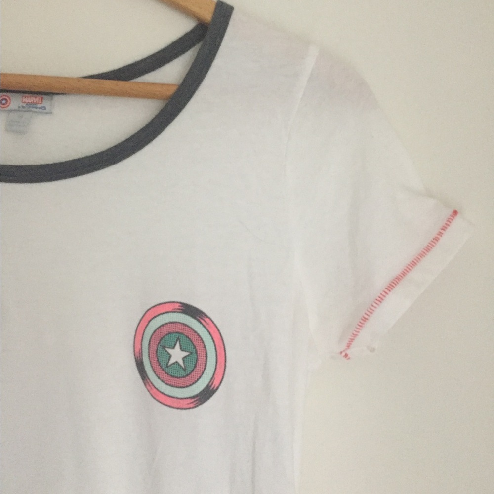 Marvel Captain America Graphic Tee Top Superhero